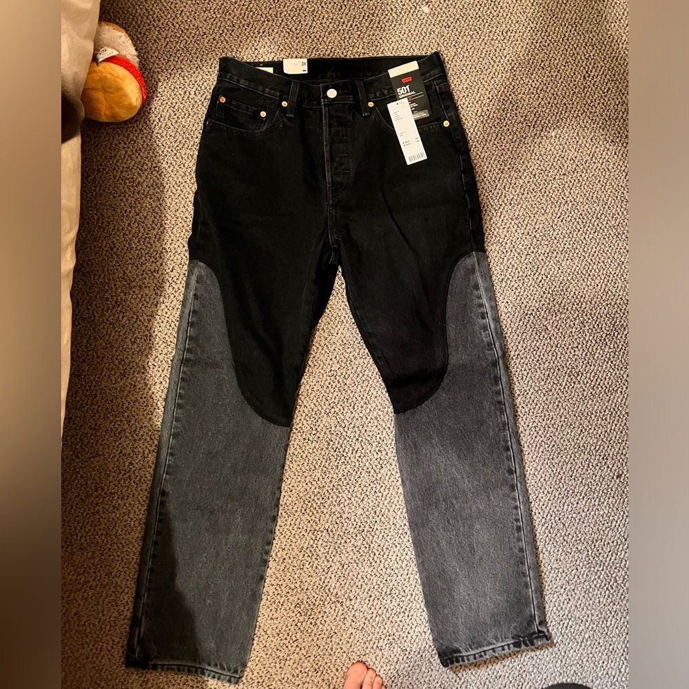 Two toned Levi’s 501 original jeans. Never worn, with tags